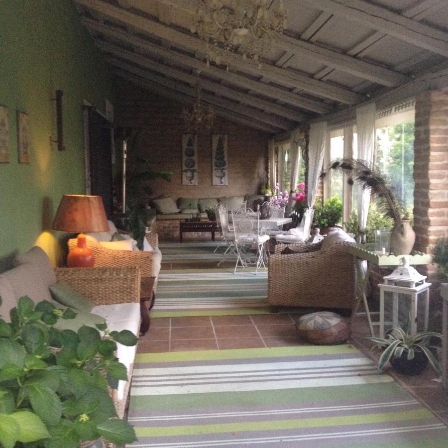B&B Abracadabra Ghibullo Exteriör bild