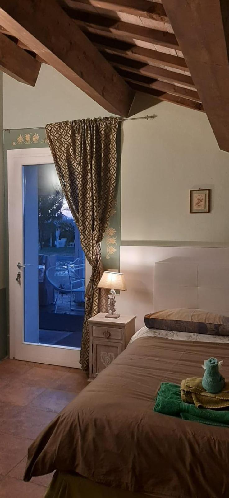 B&B Abracadabra Ghibullo Exteriör bild